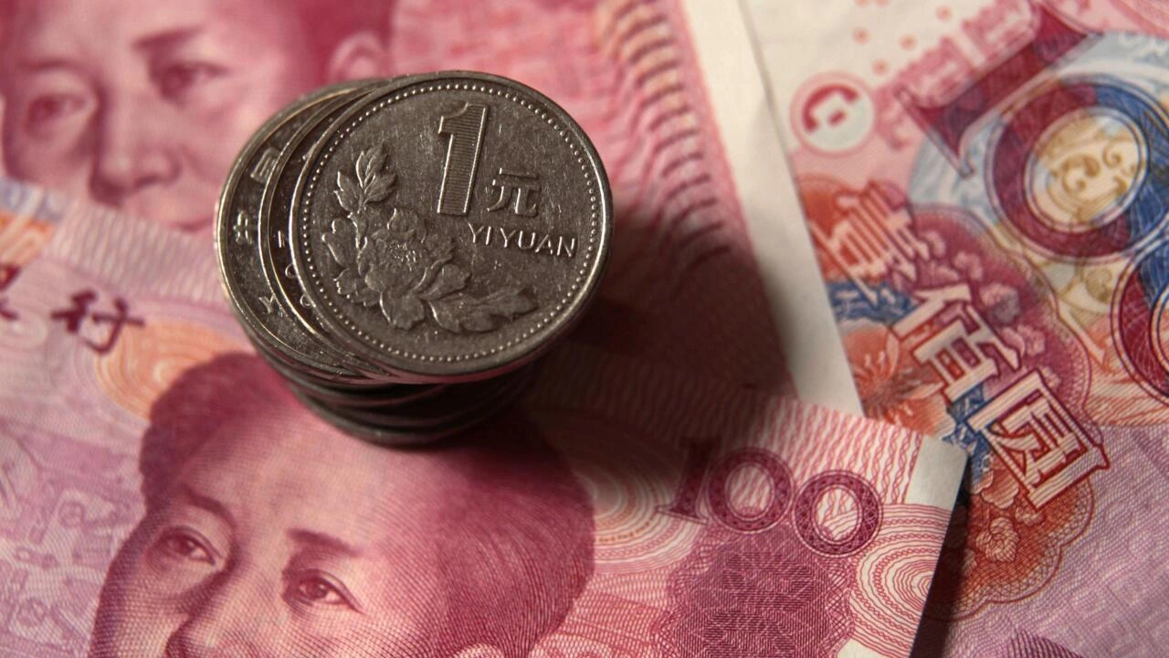 У юаня крупнейшее падение с 2019 года